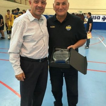 cslitygw8aed2dm-jpg-large